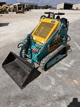 MACHPRO MPS330 Skid Steers For Sale 